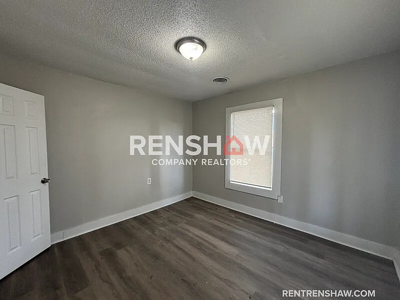 4 bed, 1.5 bath, 1204 sqft, $1,100 — Photo 4