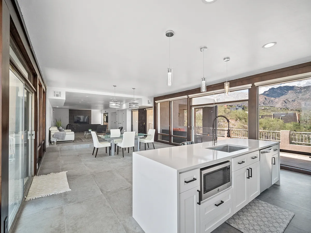 Building Photo - 5798 E Paseo Cimarron