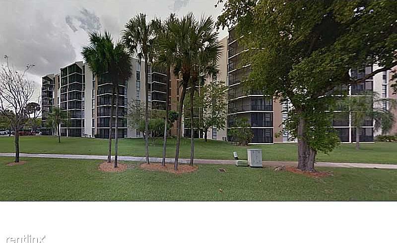 1st image of 3101 N Country Club Dr APT 203