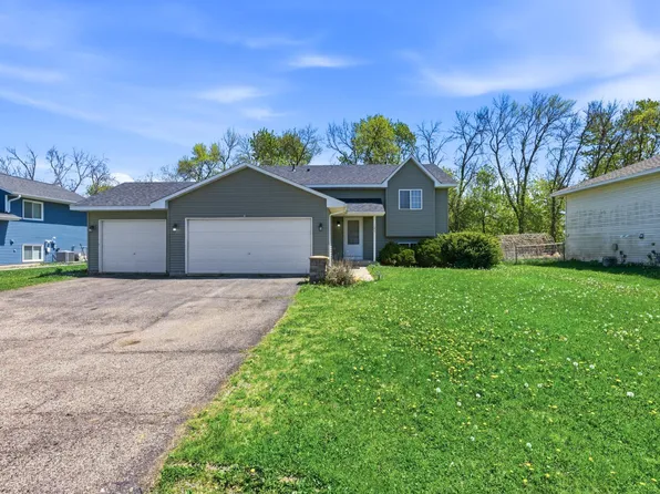 125 Gloria Ave, Green Isle, MN 55338