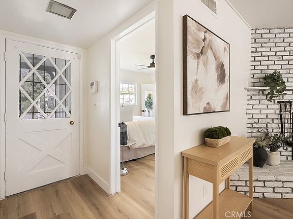 3rd image of 714 E Baseline Rd