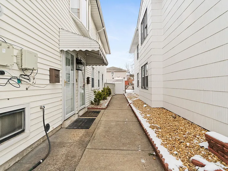 36 Crossgate Rd #1 — Photo 19