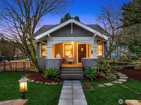 749 N 96th Street, Seattle, WA 98103