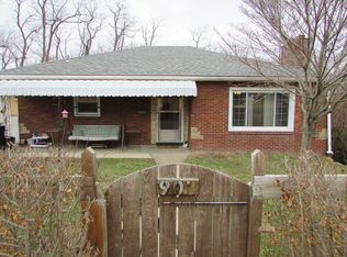907 Freeport Rd, Natrona Heights, PA 15065