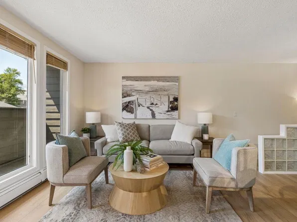 515 S 18th Ave SW #7, Calgary, AB T2S 0C6