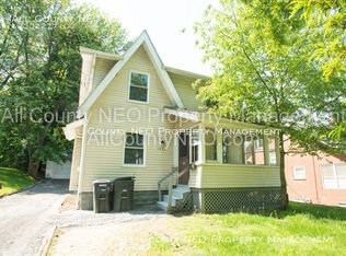 1378 Chippewa Ave, Akron, OH 44305