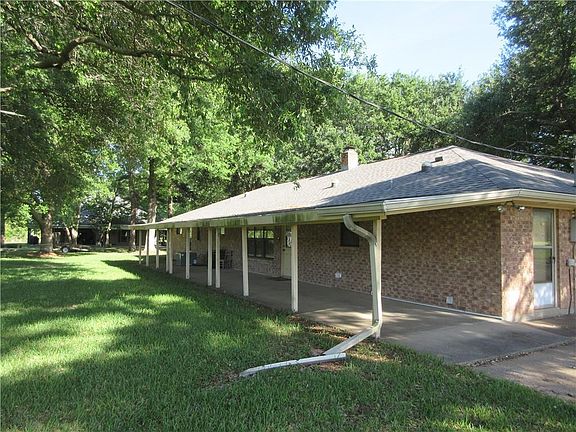 2nd image of 153 Bayou Robert Rd