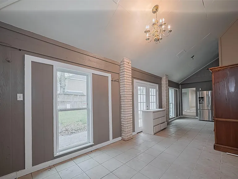 4015 Black Locust Dr — Photo 22