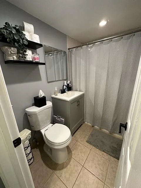 1 bed, 710 sqft, $2,000 — Photo 3