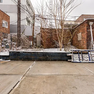 Rented by Terra Magia Inc | media 12