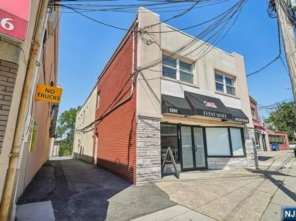 1207 Anderson Ave, Fort Lee, NJ 07024