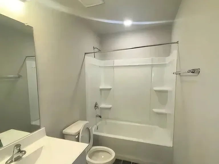 2521 Ayers Dr — Photo 10