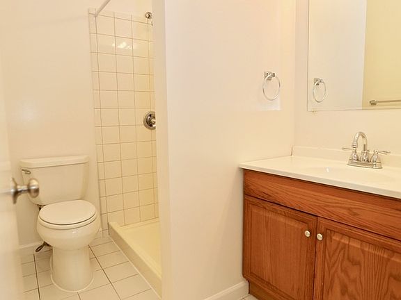 4th image of 435 Hayes St APT 1