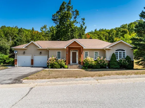 32 Valleycrest Dr, Oro Medonte, ON L0L 2L0