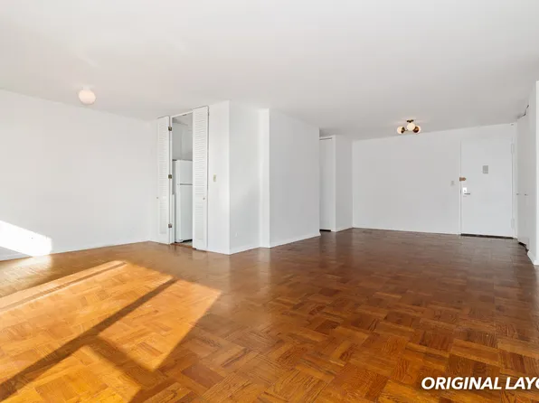 505 East 79th Street 14A image 2 of 20