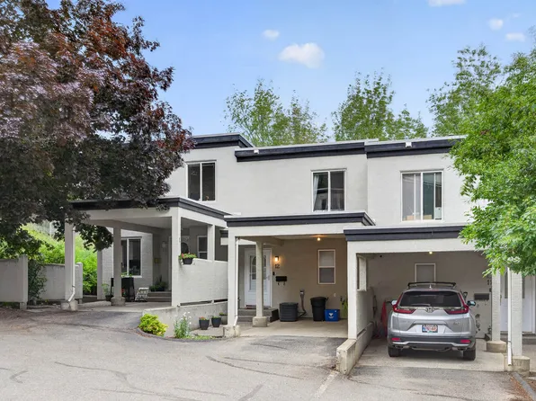 411 Aberdeen Dr #12, Kamloops, BC V1S 1X2