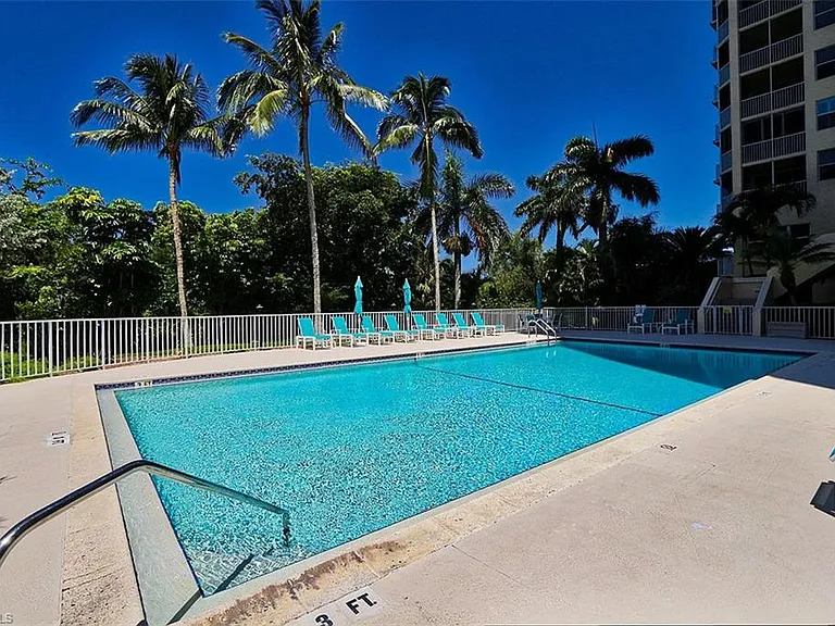 5550 Heron Point Dr #2004 — Photo 26