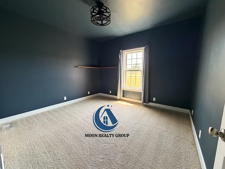106 E Wendy Way — Photo 14