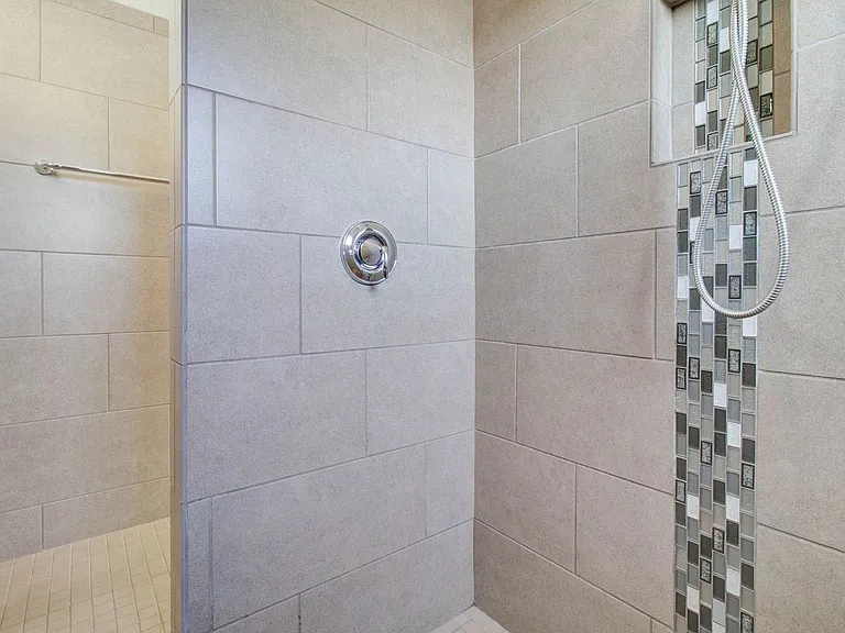 4617 E Walter Way — Photo 37