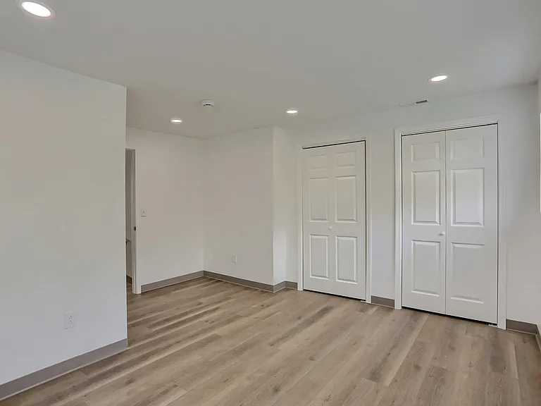 153 Kathleen Dr #1 — Photo 15