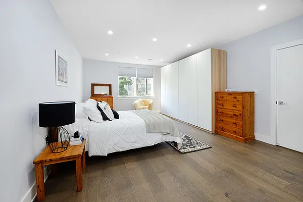 Sold by Hudson Place Realty | media 8