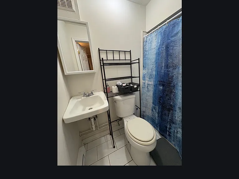 40 Willett St — Photo 3