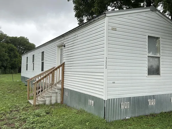 1323 Harris Hill Rd, San Marcos, TX 78666