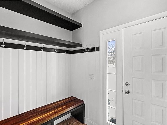 4th image of 1143 Long Pond Rd