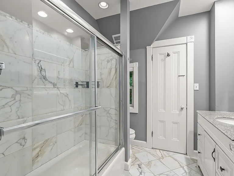 103 Hollis Ave — Photo 28