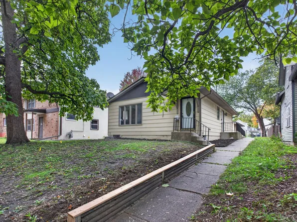 2820 31st Ave S, Minneapolis, MN 55406