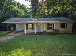 213 Meadowbrook Dr, Enterprise, AL 36330