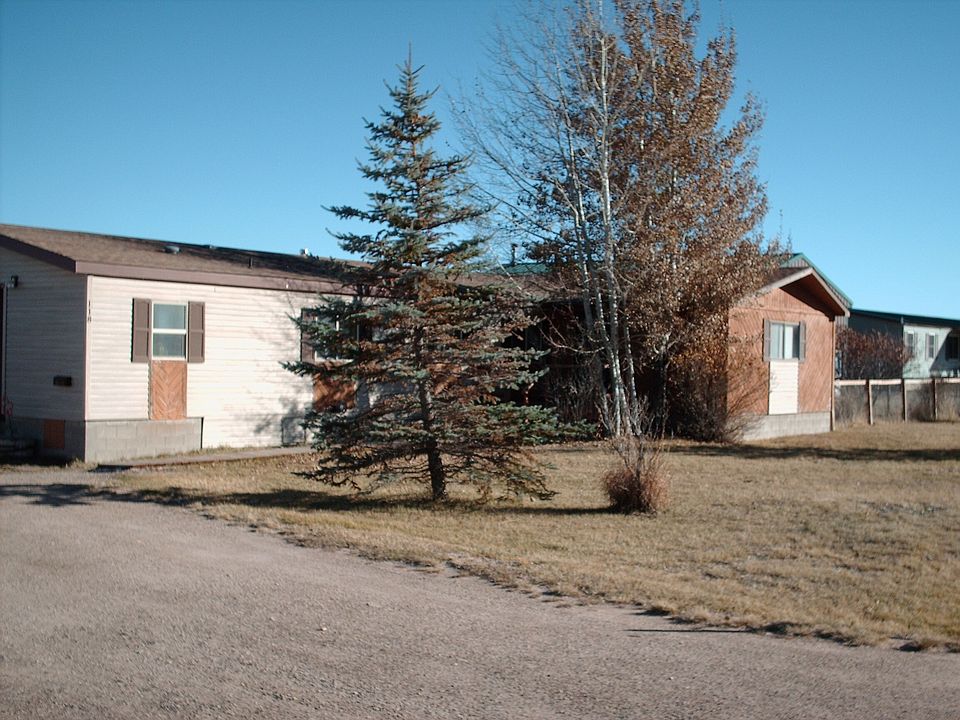 Large yard with landscaping