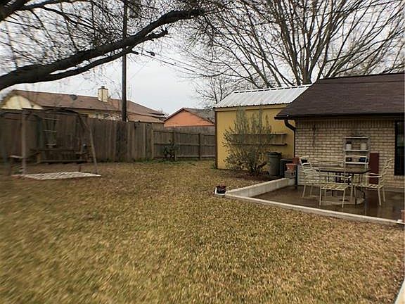 5th image of 1002 Timmons Dr