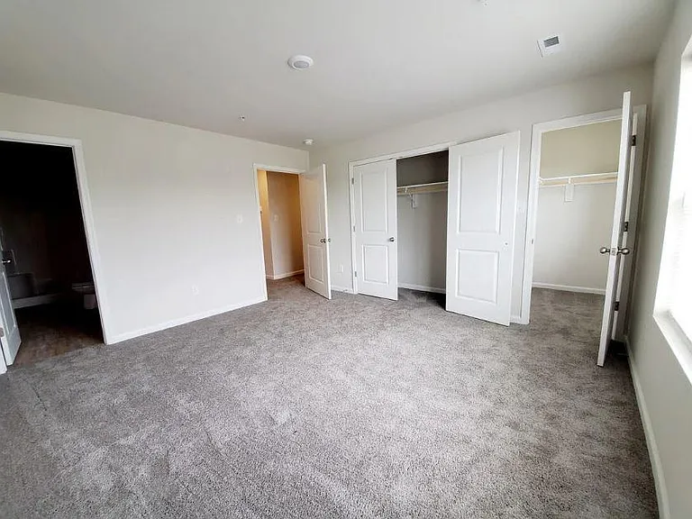 Goldfinch Meadows — Photo 15