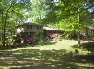 108 Surrey Pl, Perry, GA 31069