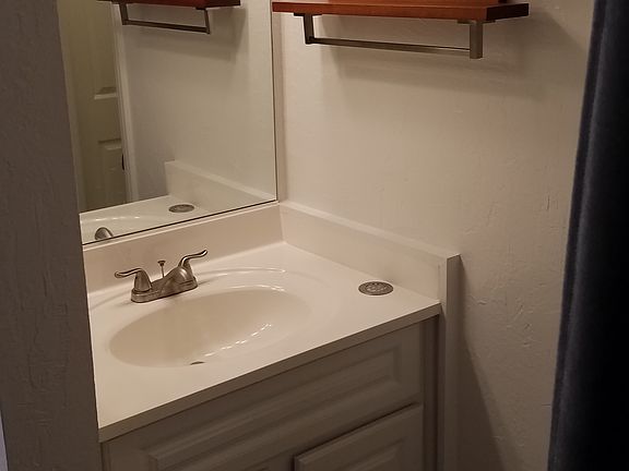 5th image of 1777 Missouri St