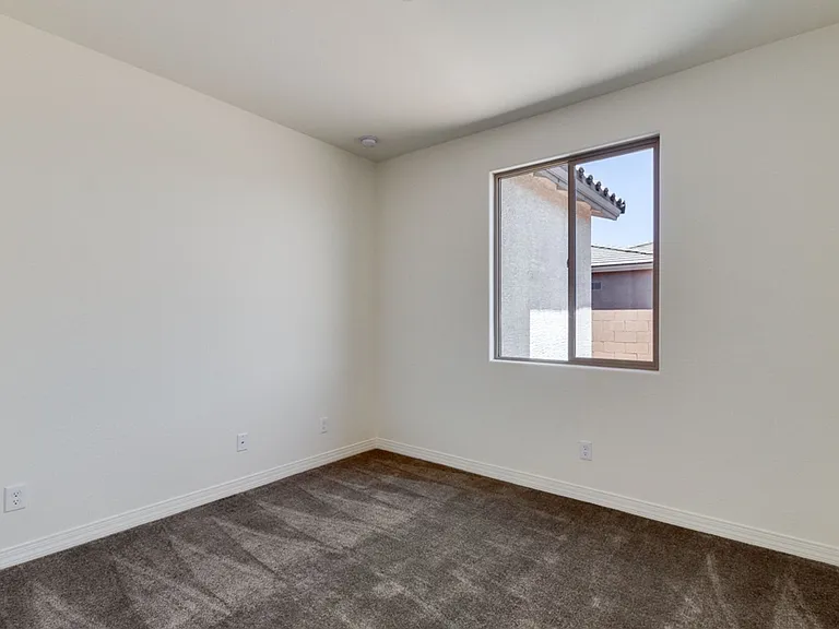 1674 N Hester Trl — Photo 26