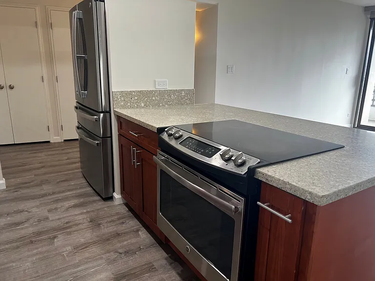 2333 Kapiolani Blvd #814 — Photo 10