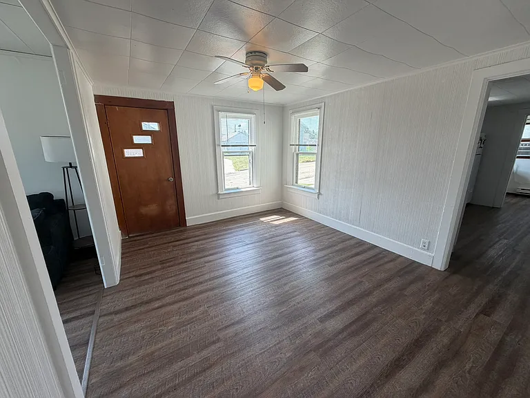 205 Milwaukee St — Photo 6