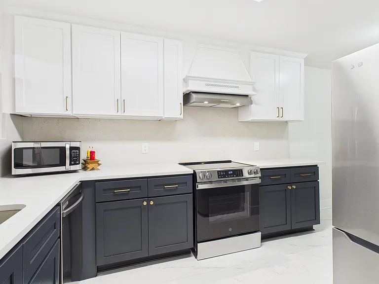 7836 Bateman Ln — Photo 17