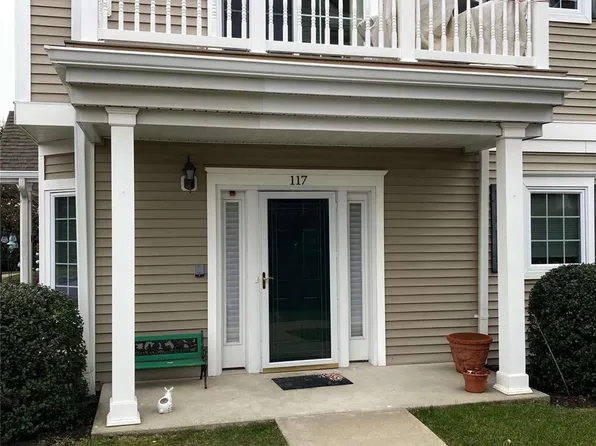 117 Kenneth Court #117, Amityville, NY 11701