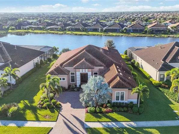 5341 Brookgrove Dr, Sarasota, FL 34238