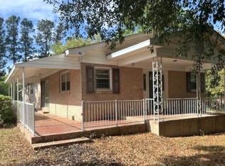 40 Bignon St, Barnwell, SC 29812