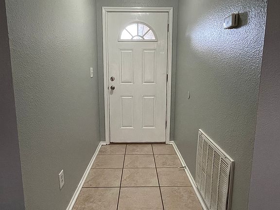 3rd image of 7829 Falcon Dr