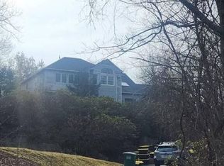 45 Upper Lake Rd, Mahopac, NY 10541