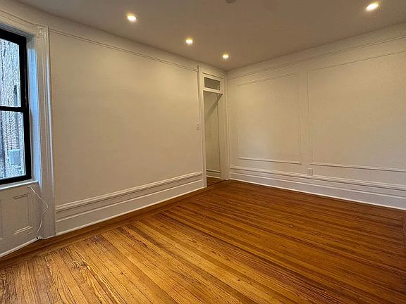4th image of 31 E 127th St APT 2B