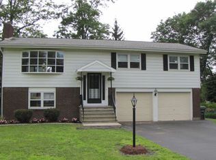 150 Forts Ferry Rd, Latham, NY 12110