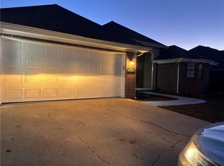 3402 W Center St, Rogers, AR 72756