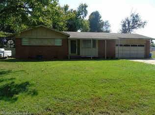 1407 H St, Barling, AR 72923