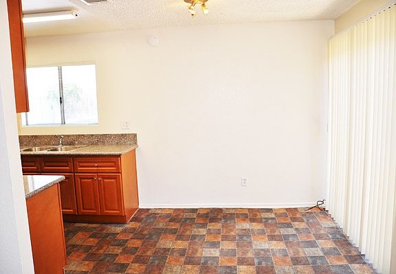 3rd image of 1109 Bahia Ct APT C
